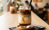 Bongkar Rahasia Es Kopi Susu Gula Aren Creamy ala Kafe: Resep Praktis Bikin Nagih di Rumah!